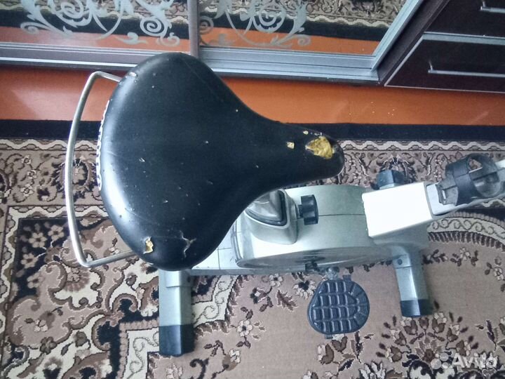 Велотренажер torneo