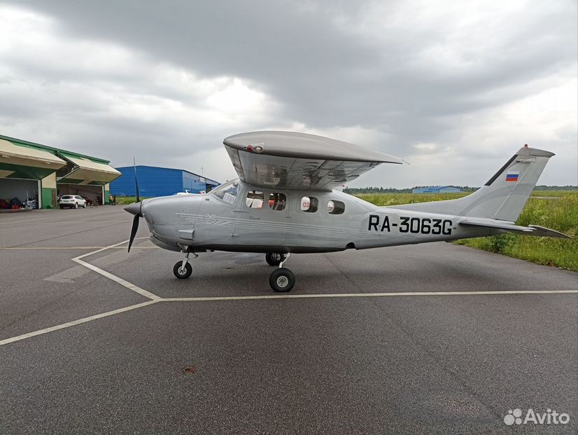 Самолёт Cessna P210N