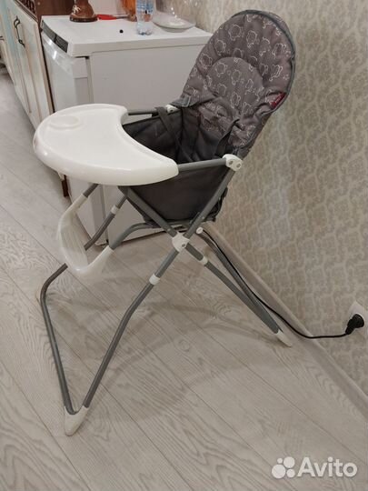 Детский стульчик для кормления