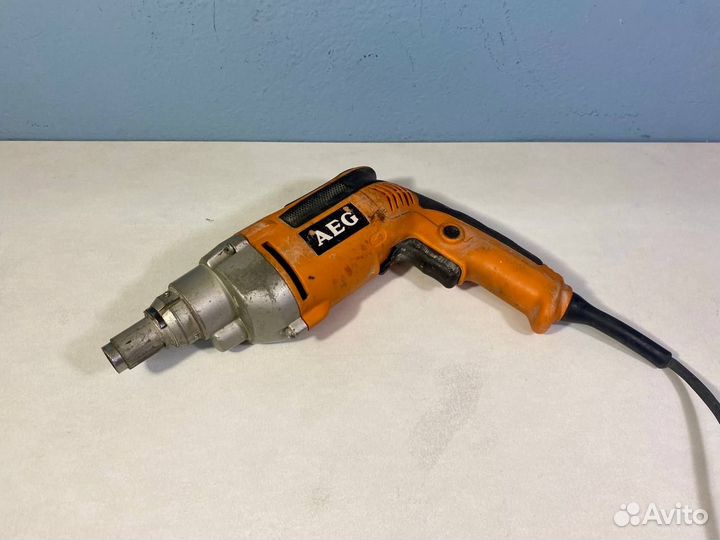 Шуруповерт по гипсокартону AEG S 2500 E