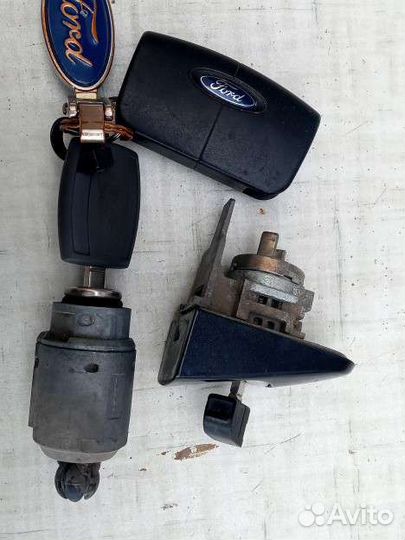 Комплект личинок на Форд Куга 1 Ford Kuga 1