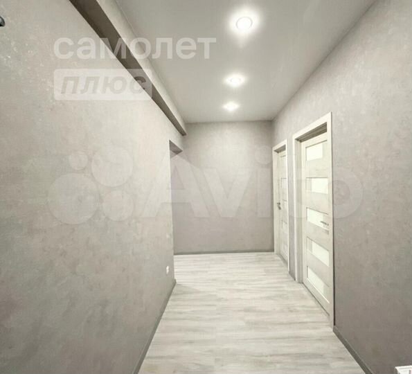 2-к. квартира, 70 м², 1/5 эт.