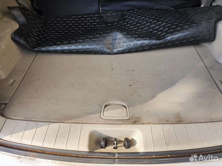 Подлокотник Ssang Yong Actyon 2