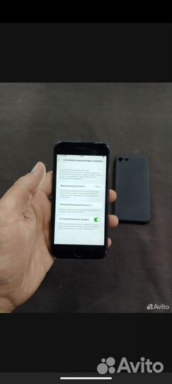 iPhone 8, 64 ГБ