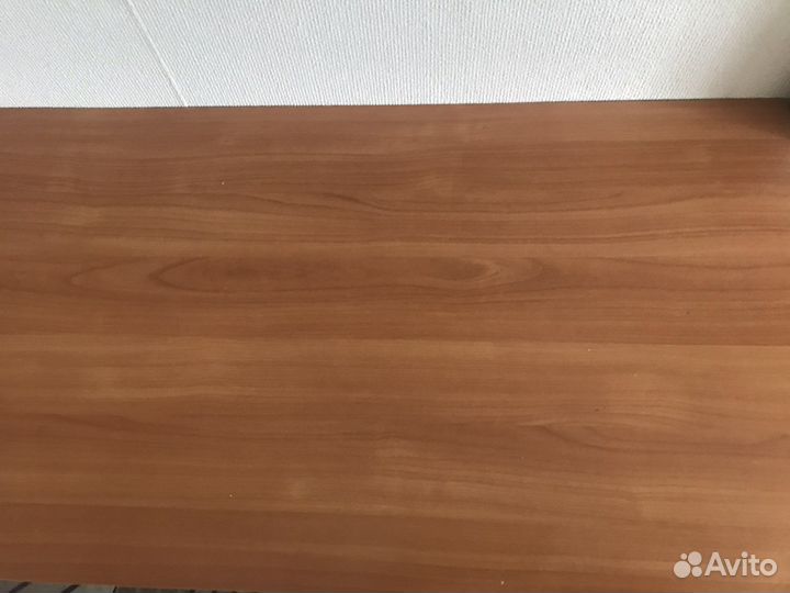 Письменный стол