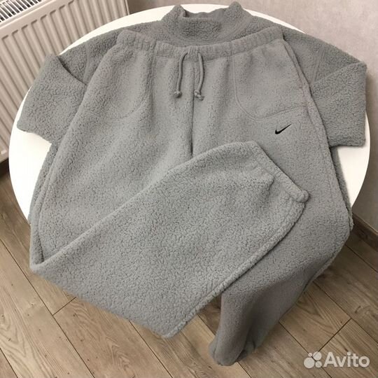 Nike оригинал комплект костюм+сумка