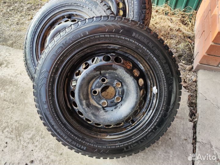 Nokian Tyres Hakkapeliitta C Van 215 R16C 109R