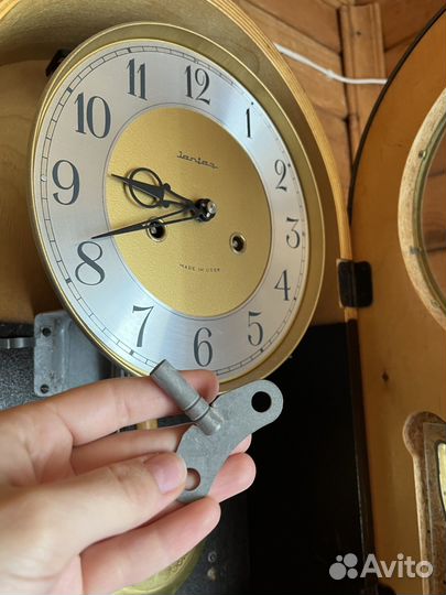 Часы настеннве с боем СССР
