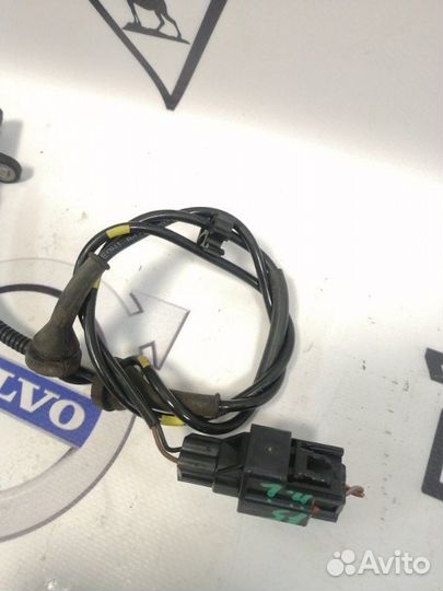 Датчик ABS передний левый Volvo XC90 2003-2014