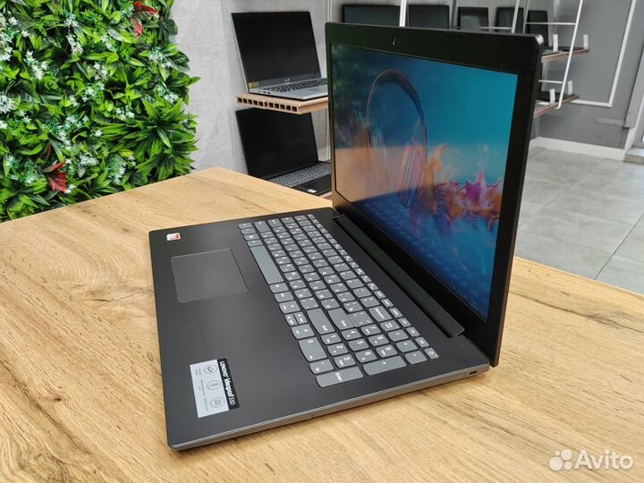 Современный Lenovo, 15.6 Full HD