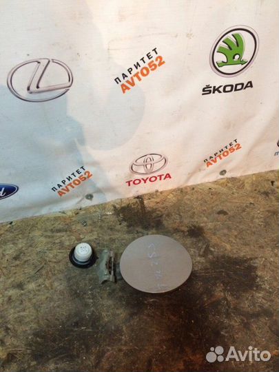 Лючок бензобака Nissan Note E11 HR16DE 2005 - 2013