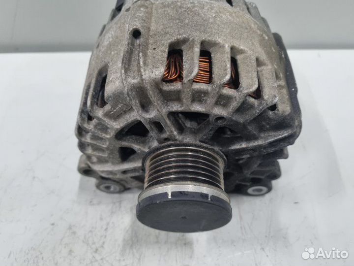 Генератор Volkswagen Golf 6 5K CAX