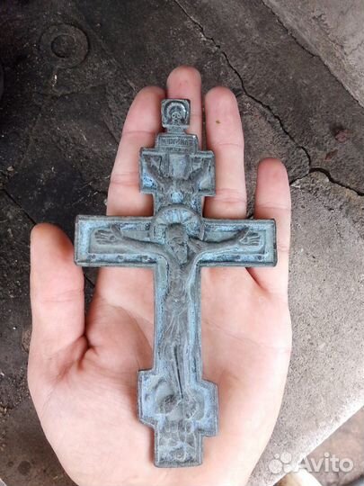 Старинный крест медный