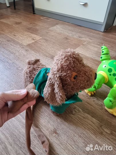 Динозавар и щенок игрушки интерактивные