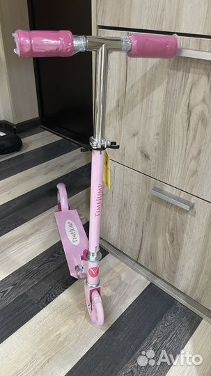 Самокат новый для девочки от 5 лет