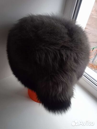 Меховая зимняя женская шапка