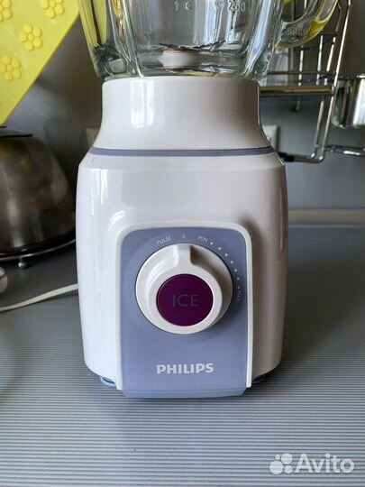Блендер Philips со стеклянной чашей