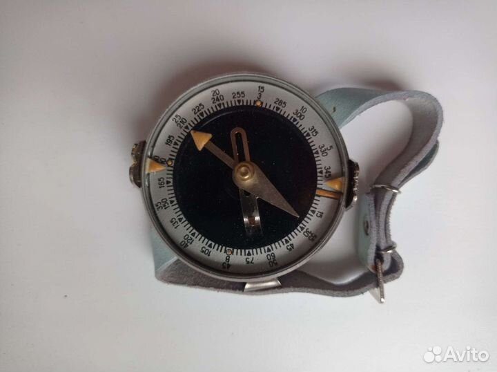 Компас Адрианова