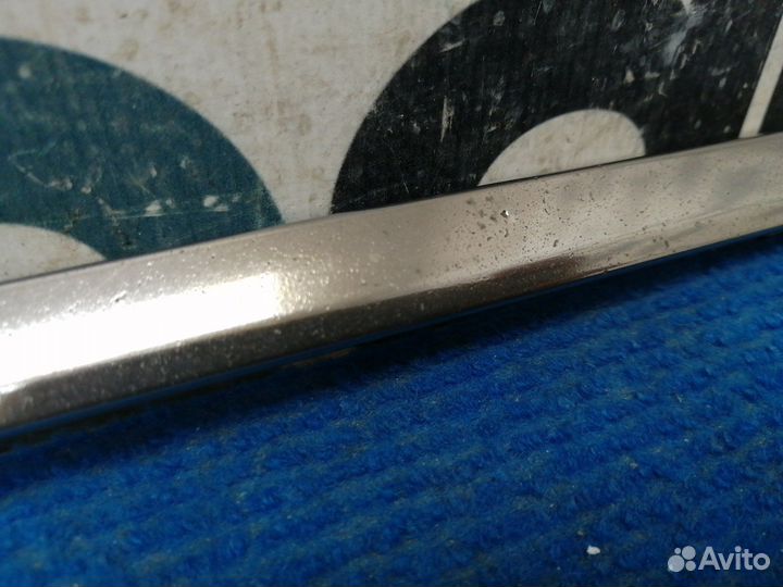 Молдинг переднего бампера центральный 86565-B1000