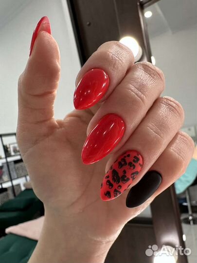 Маникюр