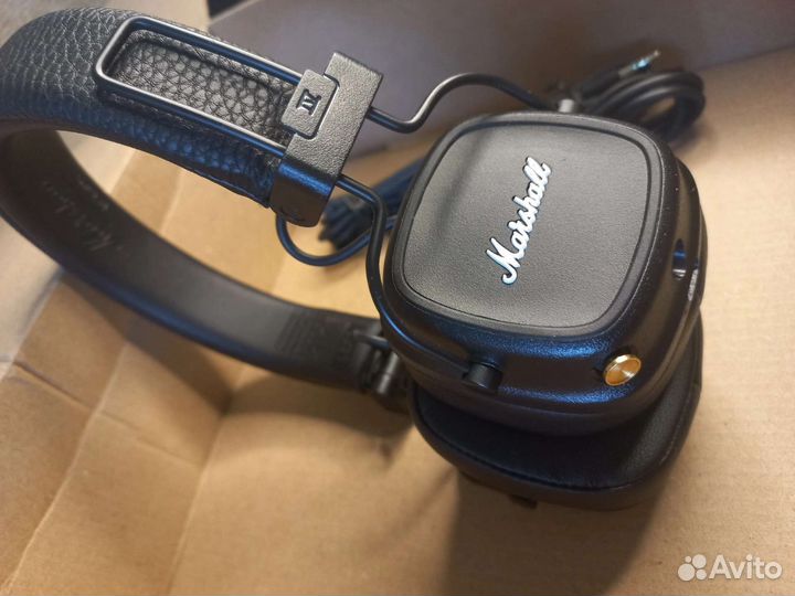 Наушники Marshall