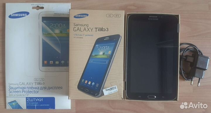 Планшет Samsung Galaxy Tab 3 7.0 SM-T211