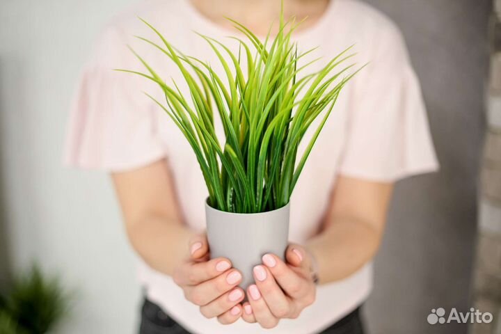 Искусственная зелень, осока, трава, цветы в кашпо