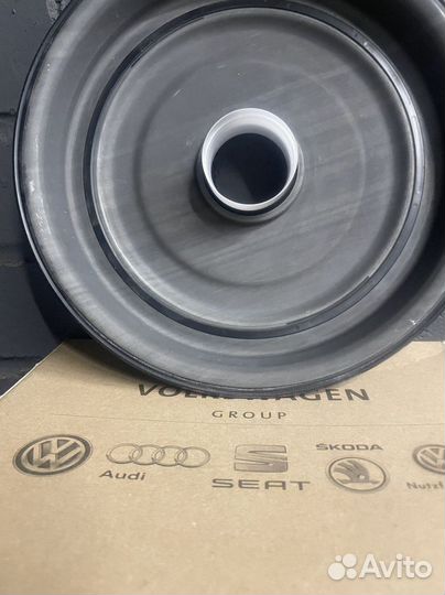 Сальник крышка DSG6 DQ250 Volkswagen: Caddy