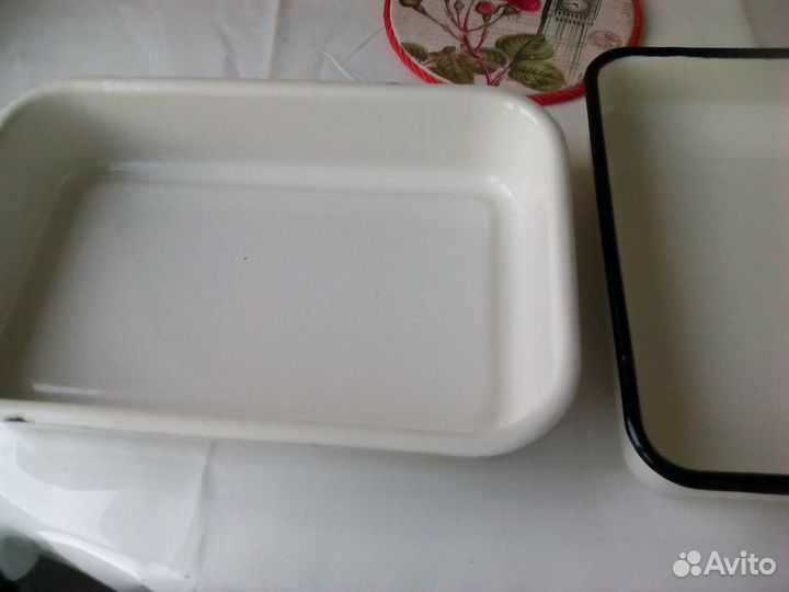 Лотки эмалированные СССР 2шт
