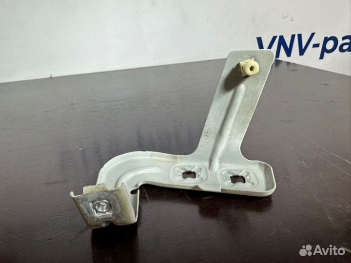 Кронштейн крыла левый Bmw 320D F30 N47D20C 2013