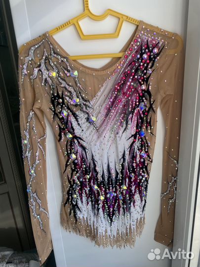 Купальник для художественной гимнастики