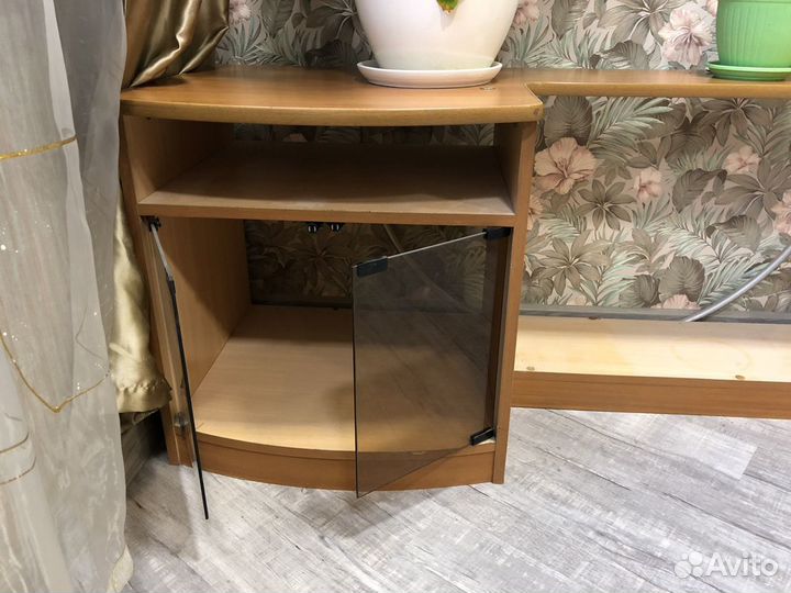 Тумба под тв