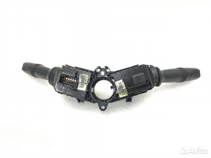 Блок подрулевых переключателей Kia Soul G4FC 2010