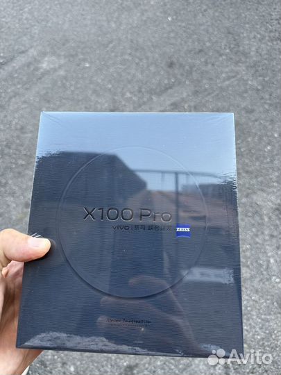 Vivo X100 Pro, 12/256 ГБ