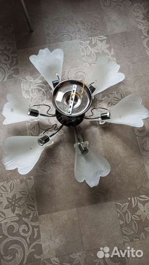 Люстра потолочная бу