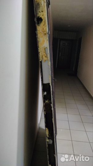 Дверь входная металлическая