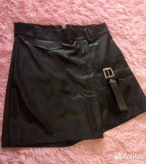 Женские шорты экокожа, 44 и 46 новые