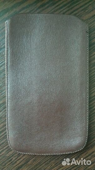 Чехлы под телефон