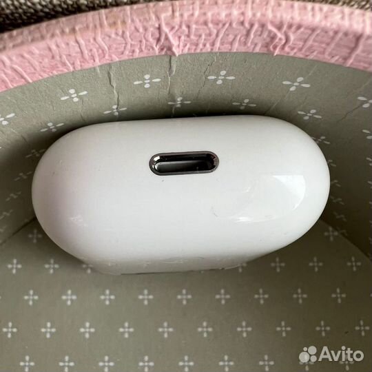 Кейс для AirPods 2 оригинал