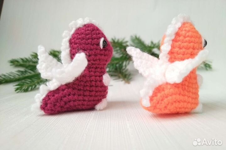 Вязаные новогодние игрушки Дракончики символ 2024