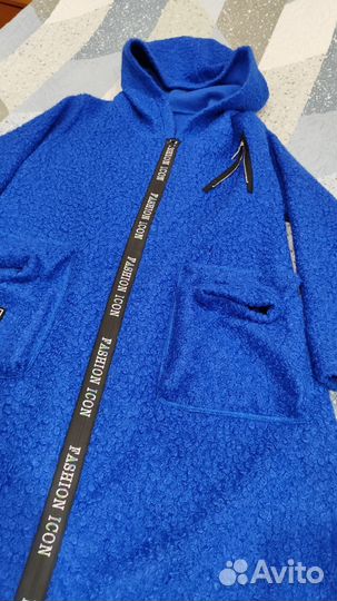 Пальто женское демисезонное синего цвета р.46-48