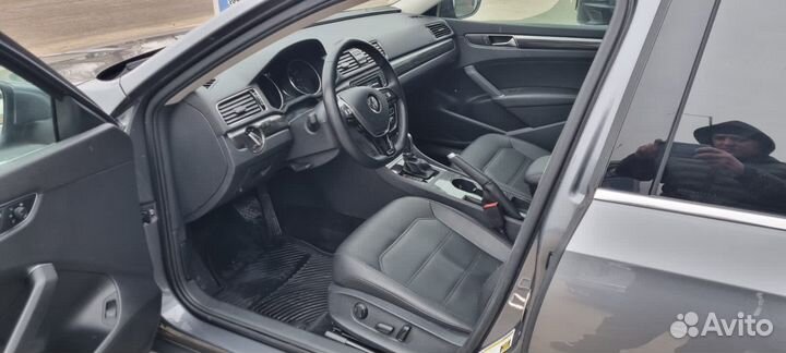 Volkswagen Passat 2.0 AMT, 2018, 80 000 км