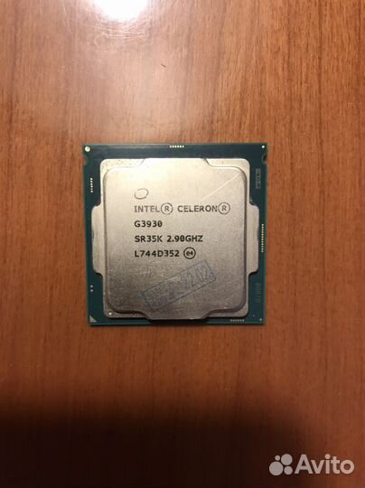 Процессор intel celeron G3930 SR35K