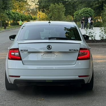 Skoda Octavia 1.8 AMT, 2019, 160 000 км