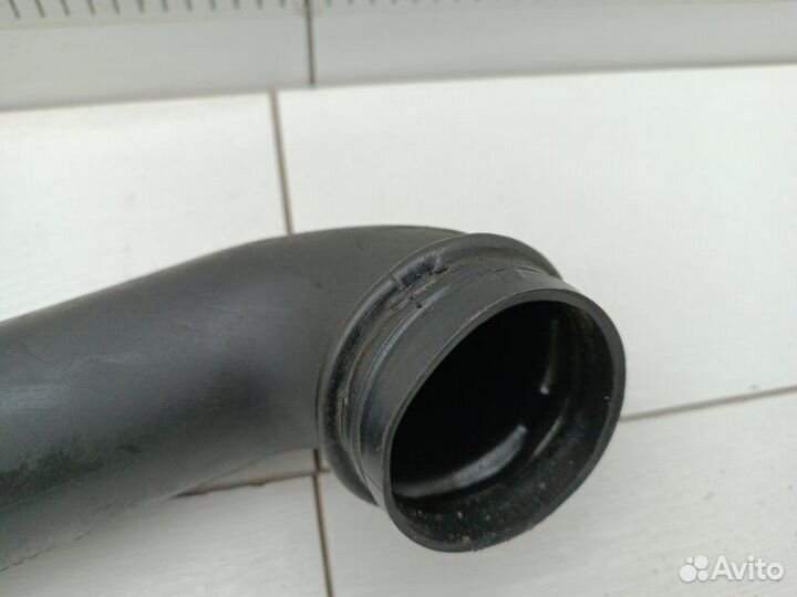 Патрубок интеркулера Bmw 3 E90 LCI N55B30A 2011