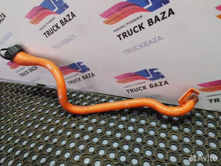 Маслозаливная горловина