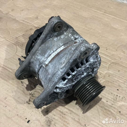 Генератор VW Skoda Seat Audi 028903028D 90A