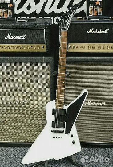 Jackson Pro Signature