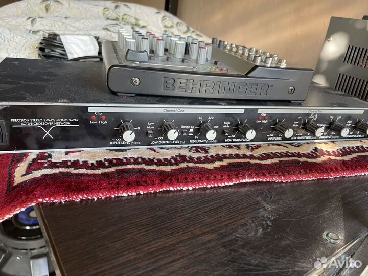 Микшерный пульт