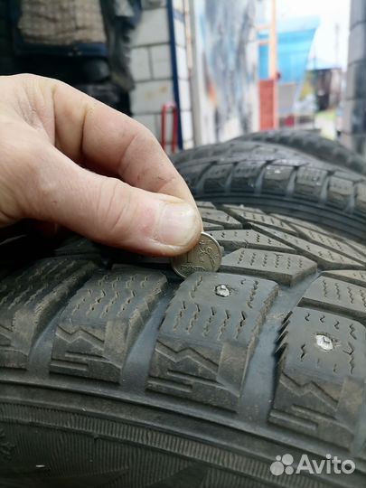 Dunlop SP Winter Ice 02 205/55 R16